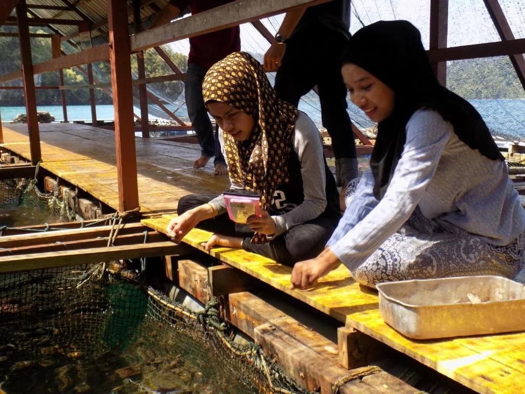 Terapung Hotel & Fish Garden - photo 9