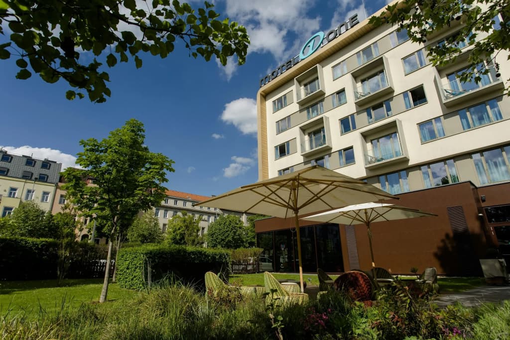 Motel One Wien-Prater - photo 1