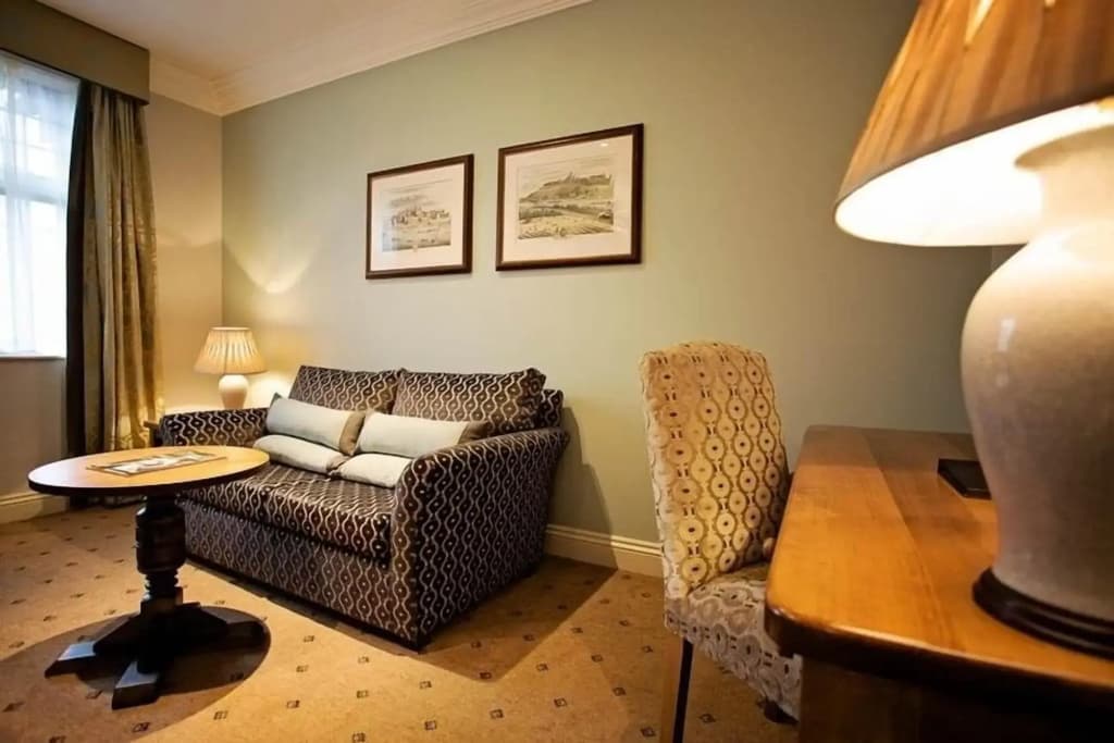 The White Hart Hotel - photo 29