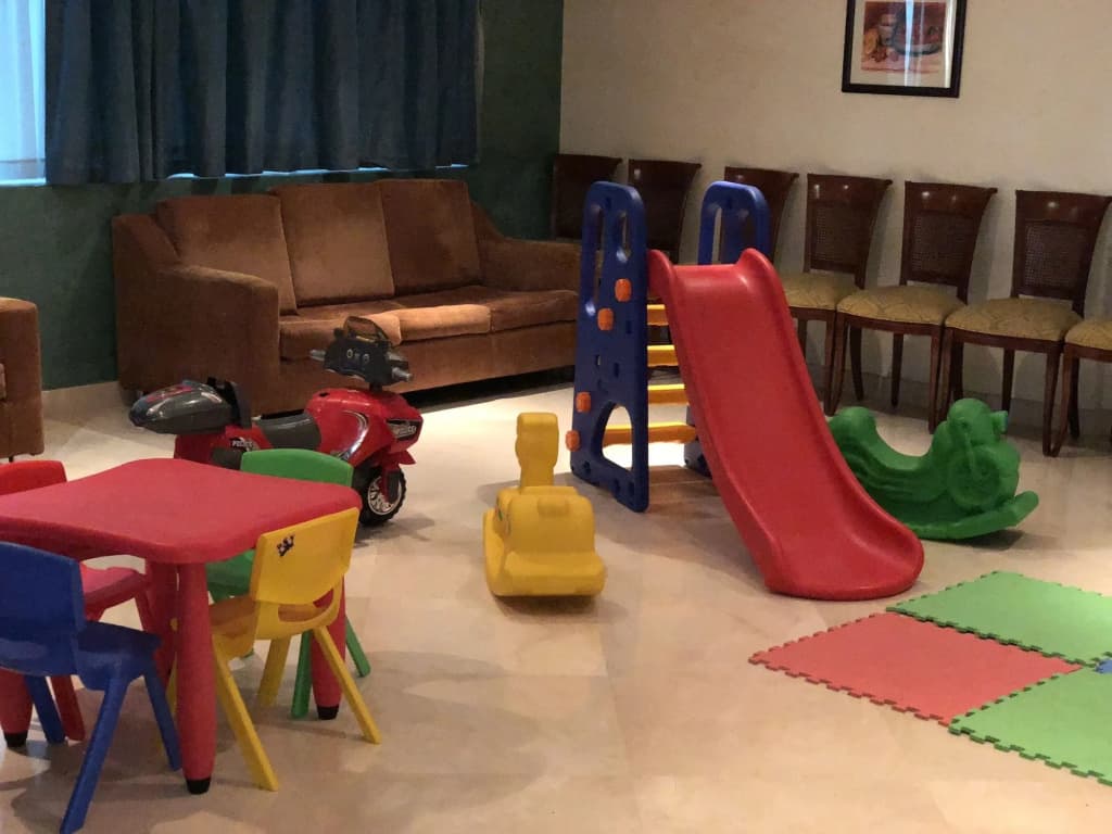 Golden Tulip Sharjah Hotel Apartments - photo 16