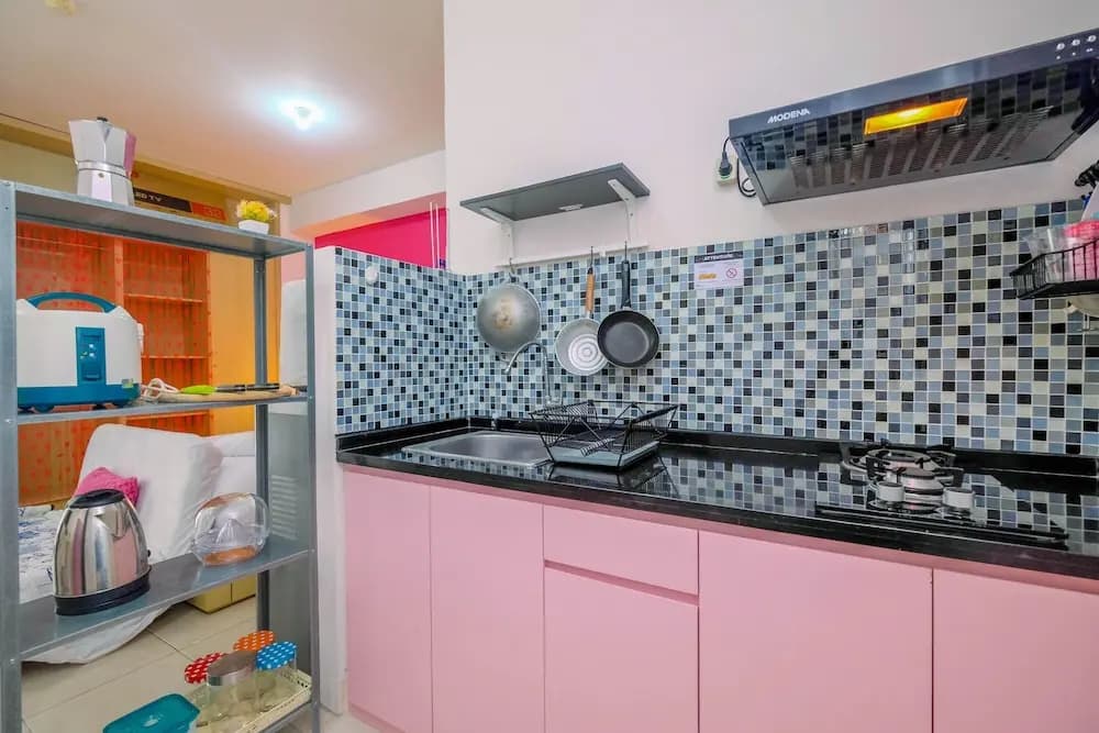 Modern and Comfort Stay @ Studio Pakubuwono Terrace Apartment - photo 10