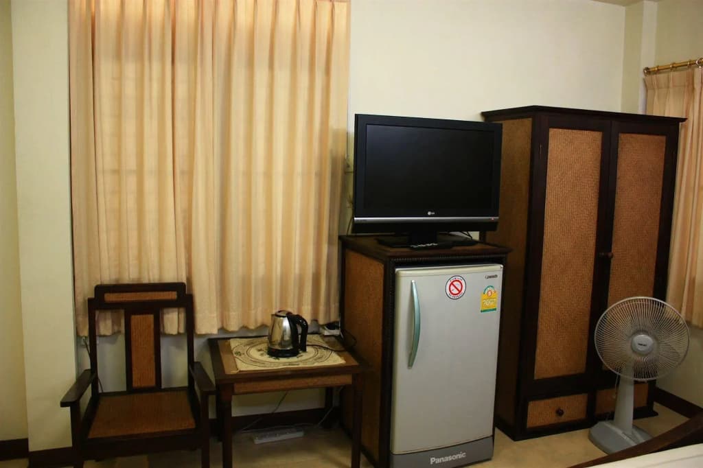 Tri Gong Hotel - photo 4