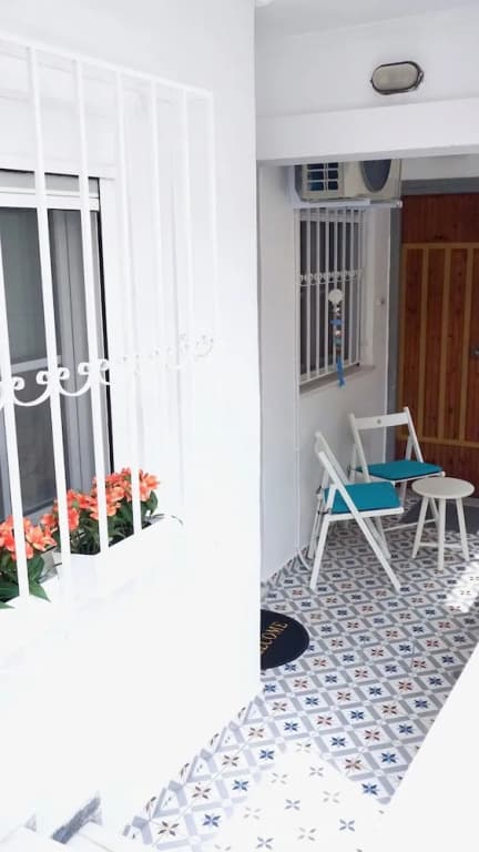 Cycladic Style Apt in Athens - photo 10