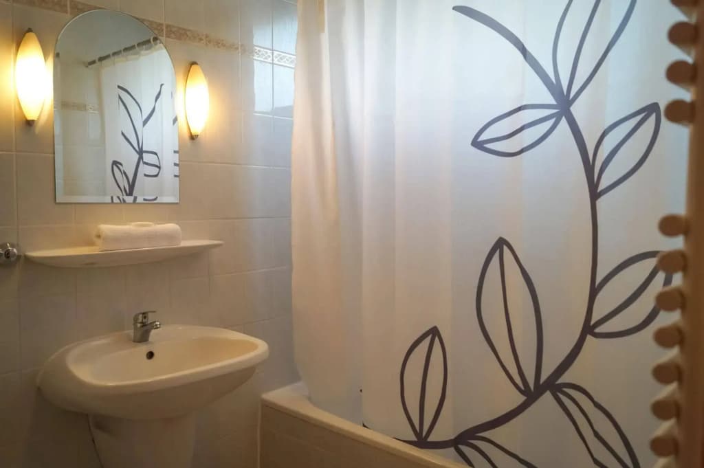 Korona Hotel Panzio - photo 9