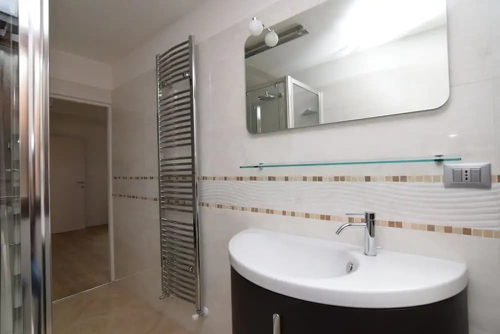 Calle Zan 1585B - photo 9