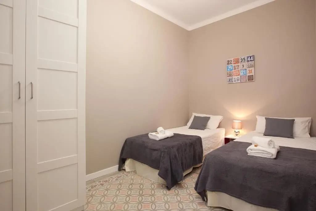 Enjoy Apartments Borrell - photo 4