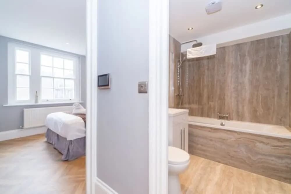 PML Apartments Southwick Street - photo 7