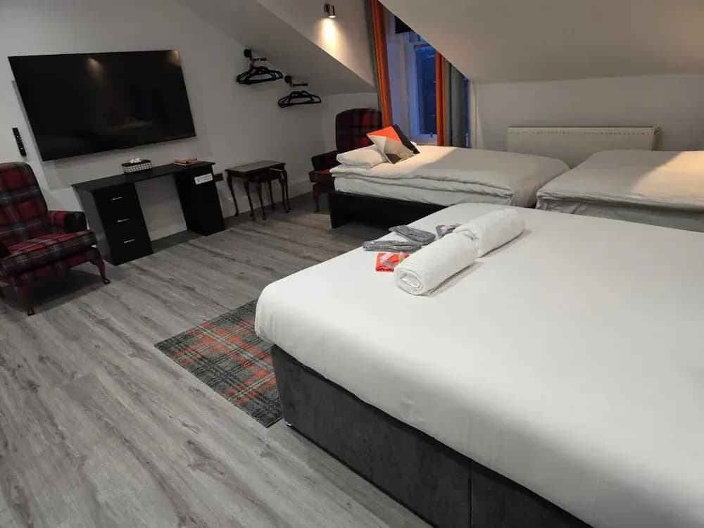 Mayfield Suites - photo 13