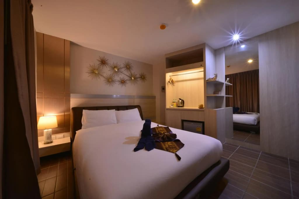 Sureena Hotel - photo 6