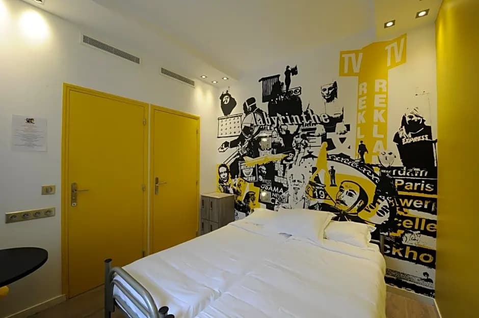 3 Ducks Hostel - photo 6