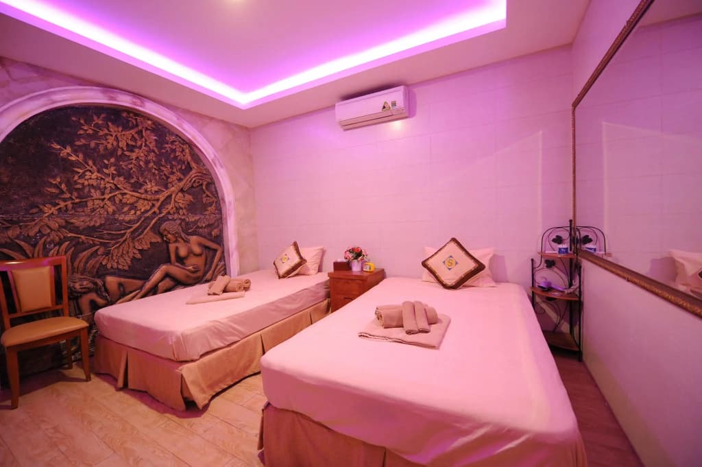 A25 Premium Hotel - photo 16