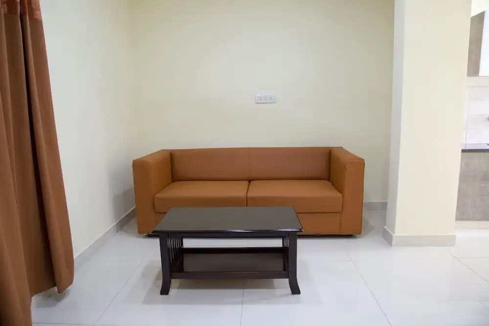 OYO 2066 Vikaspuri - photo 10