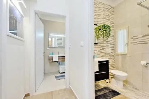 Oksana's Bernadette Apartment - photo 8