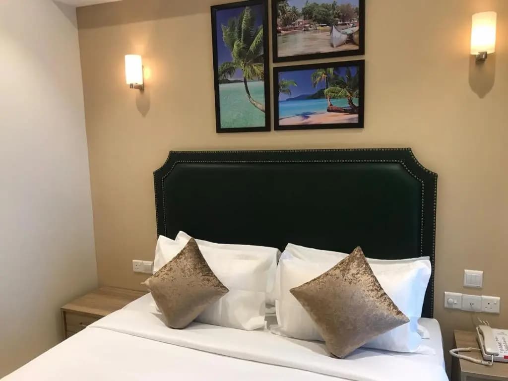 Hotel Flora - photo 5