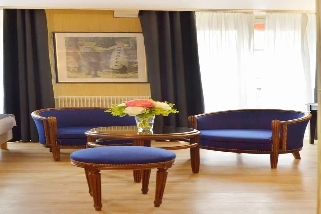 Hotel Unic Renoir Saint Germain - photo 20