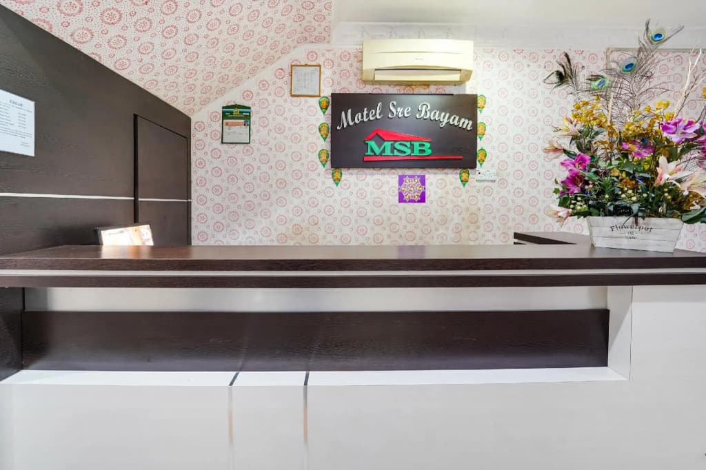 Oyo 44058 Motel Sre Bayam - photo 3