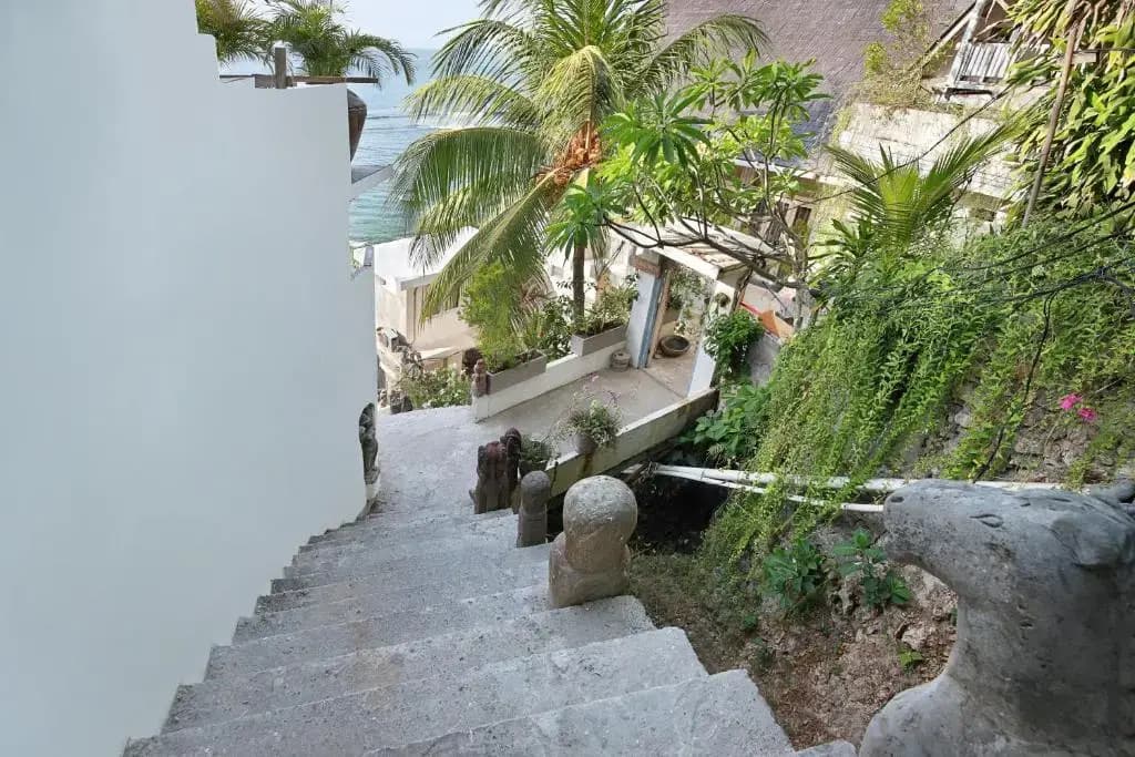 Kerang Bingin Beach Villa - photo 3