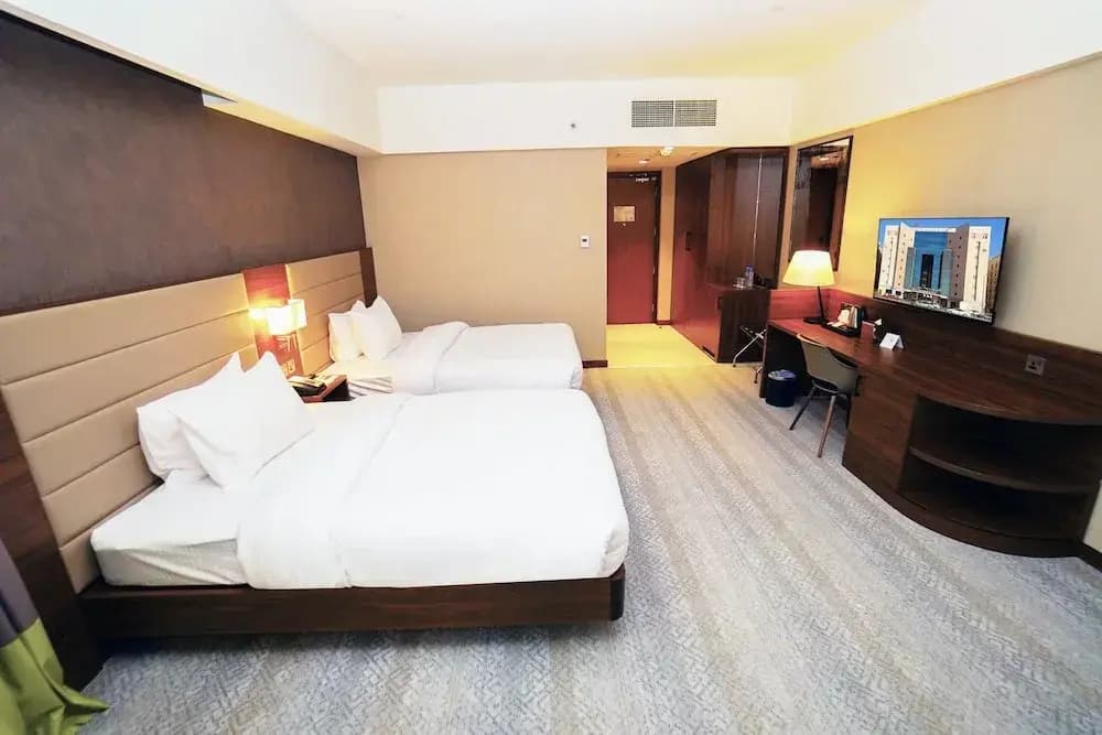The Grand Lux Hotel - photo 31