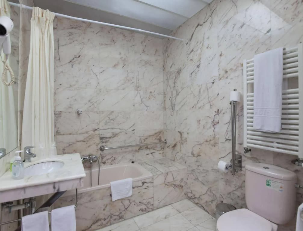 Alba Hotel - photo 9