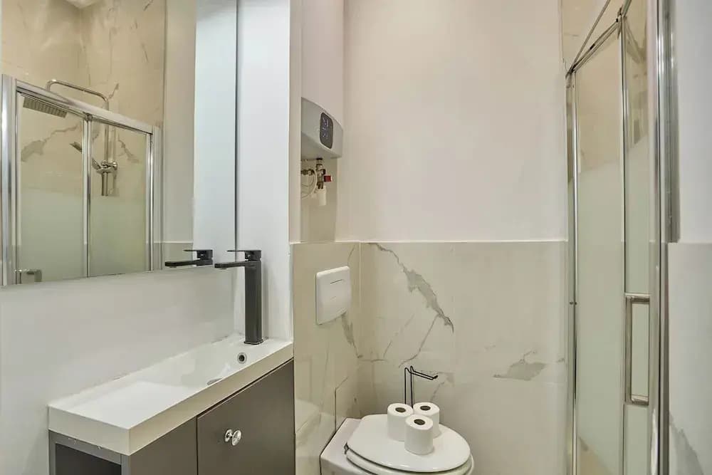 The Upper Marais Superb Apartment for 8 People - photo 9