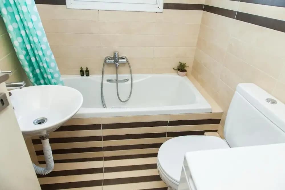 Bright apt w lovely view in Lycabettus - photo 6