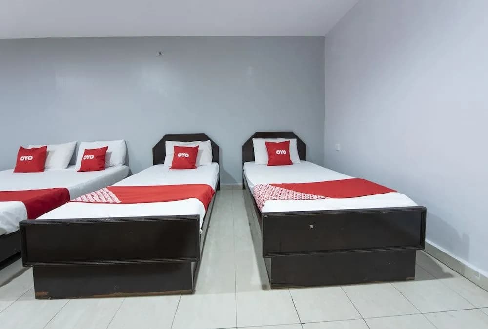 OYO 90254 D Anugerah Hotel - photo 3