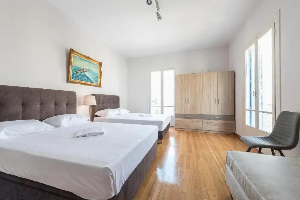 Victoria Majesty Apartments - photo 2