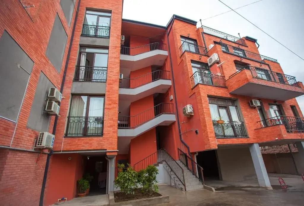 Lebu Apartment TBS - main photo