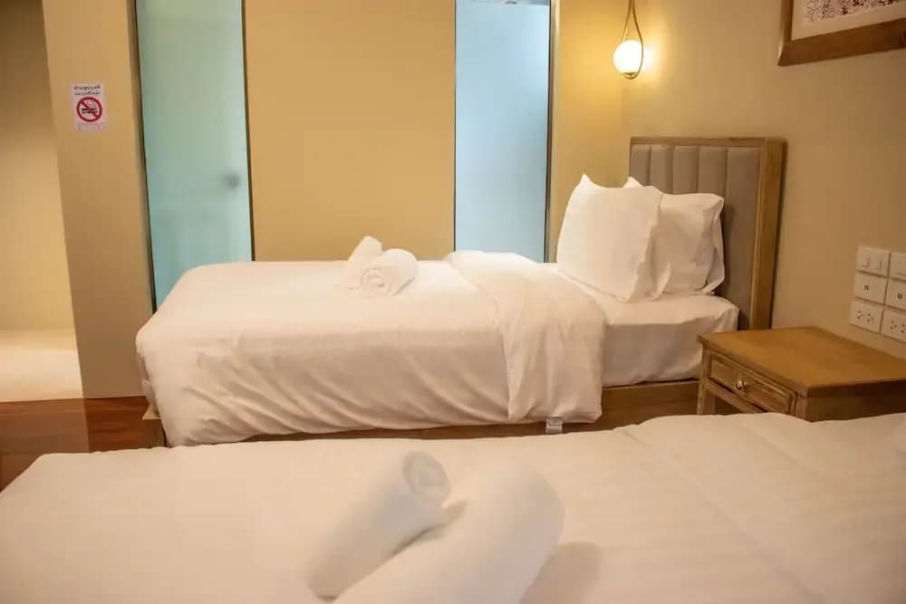 Siri Ratchadamnoen Bangkok Hotel - photo 5