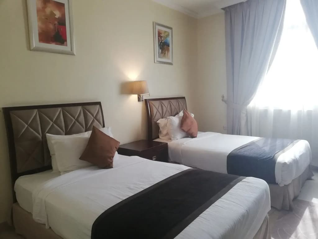 Crown Palace Hotel Ajman - photo 6