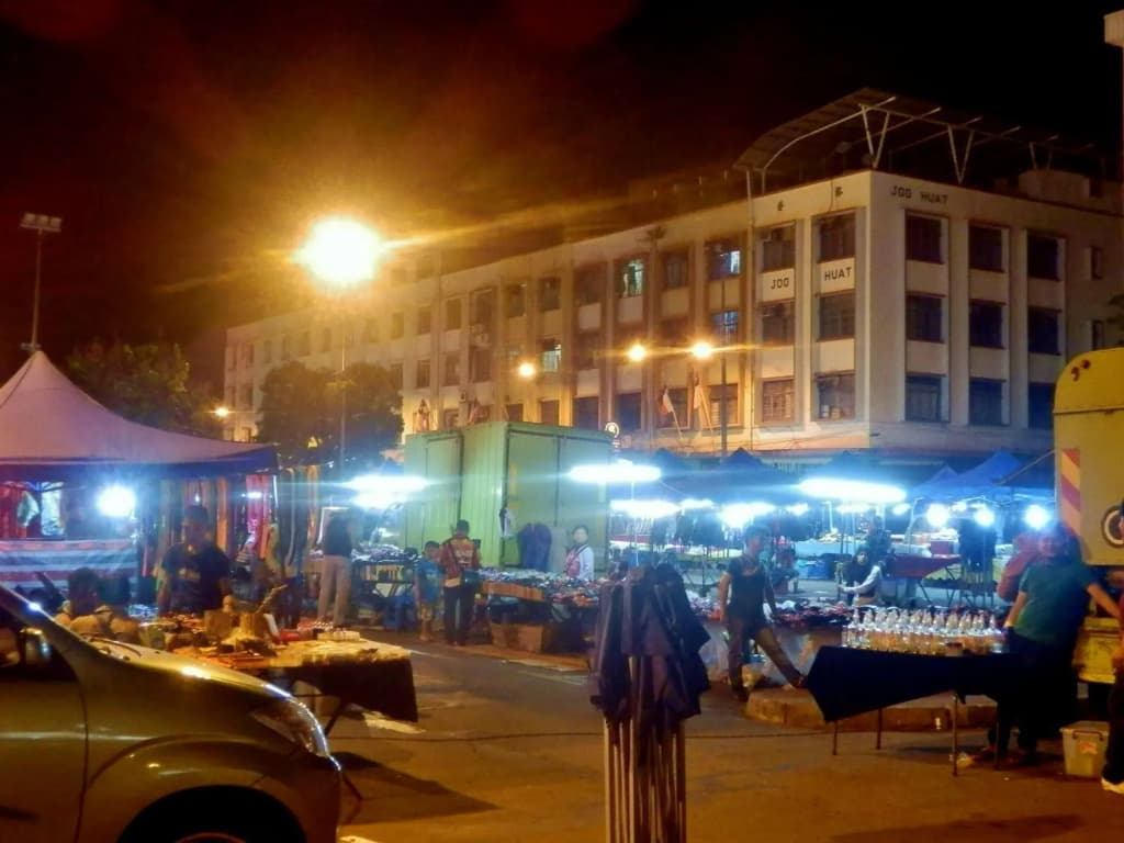 De Galleria Hotel - photo 16