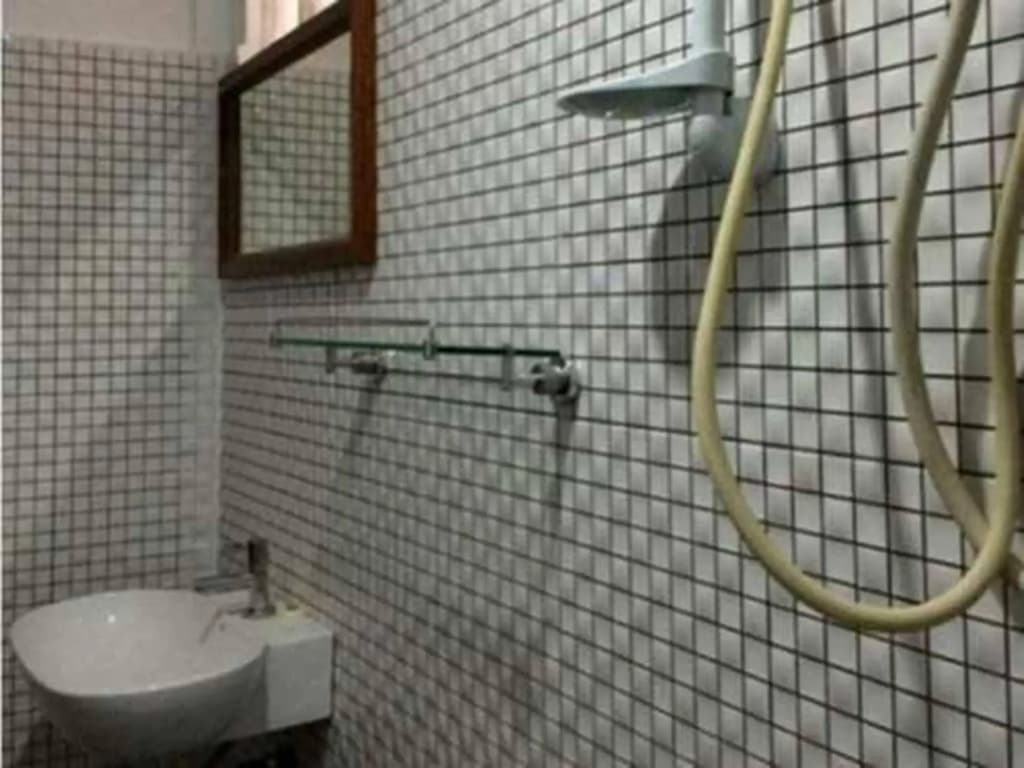 The City Premium Guest House - photo 6