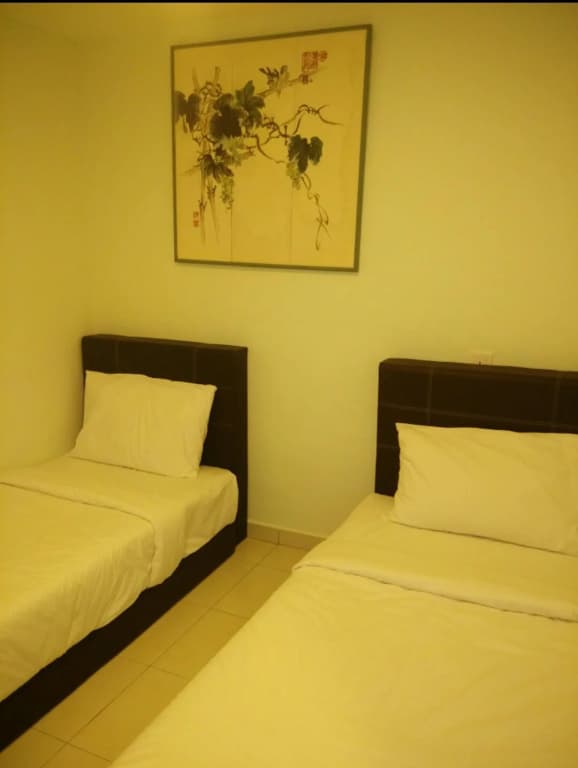Glorious Straits Hotel - photo 4