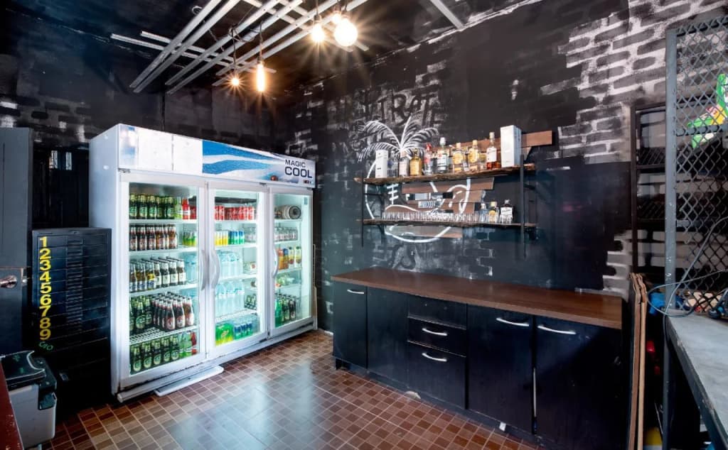 Eclipse Hostel and Bar - photo 7