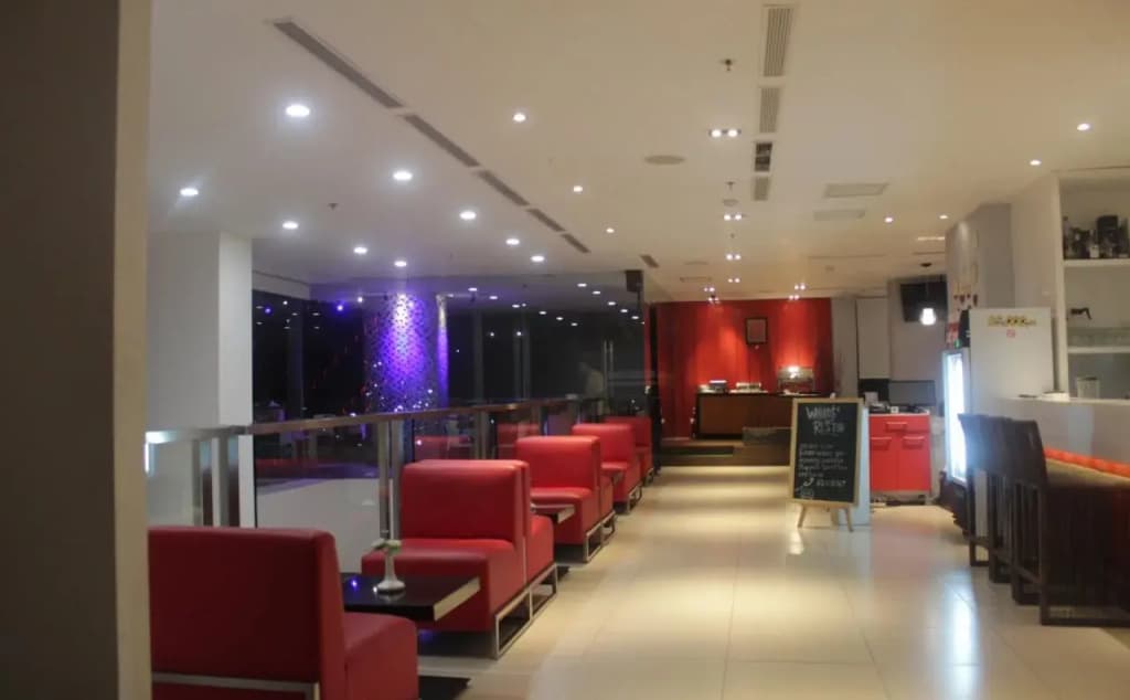 Redstar Hotel - photo 19