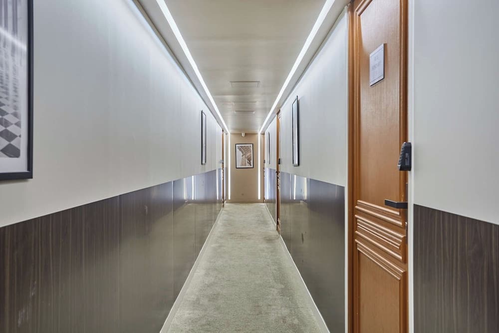 Apartment AC Champs de Mars Eiffel Tower by Studio Prestige - photo 8