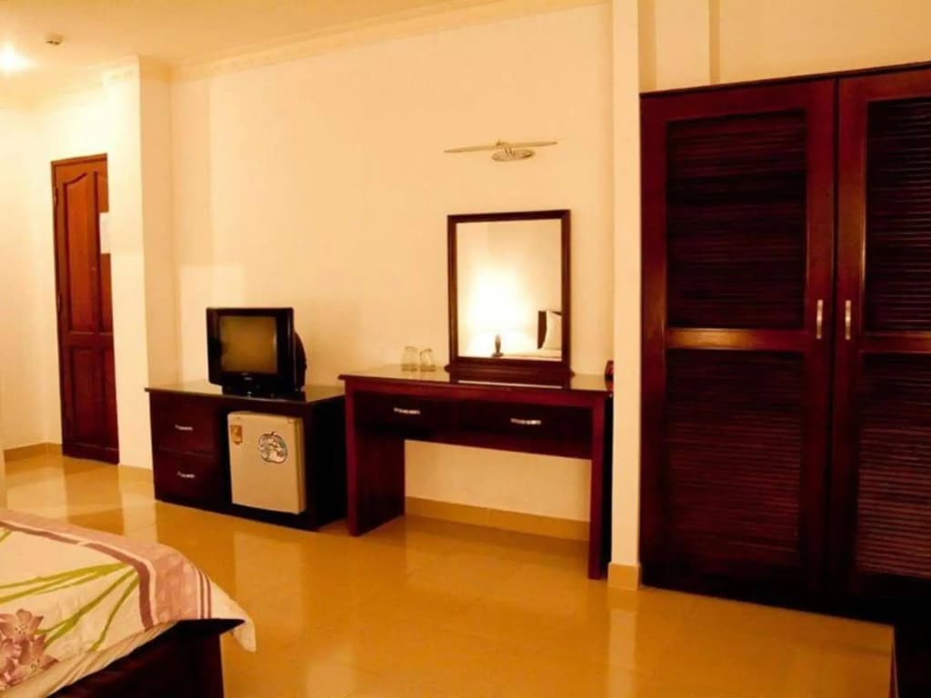 Phi Phung Hotel - photo 6