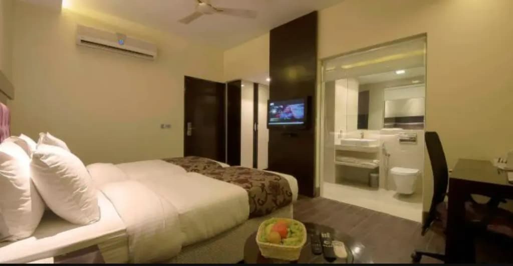 Hotel Good Times - photo 23