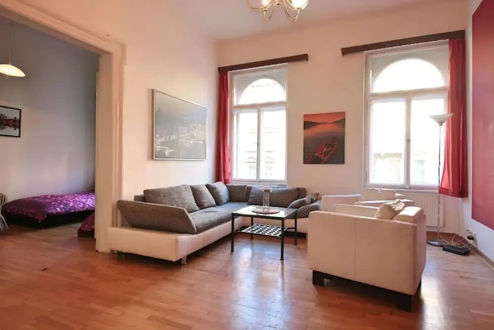Tyrsova Flat - photo 4