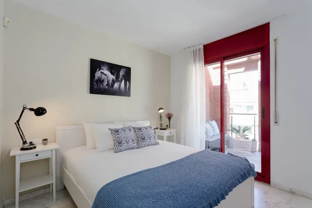 Unique Rentals - Stylish Seafront Duplex - photo 3
