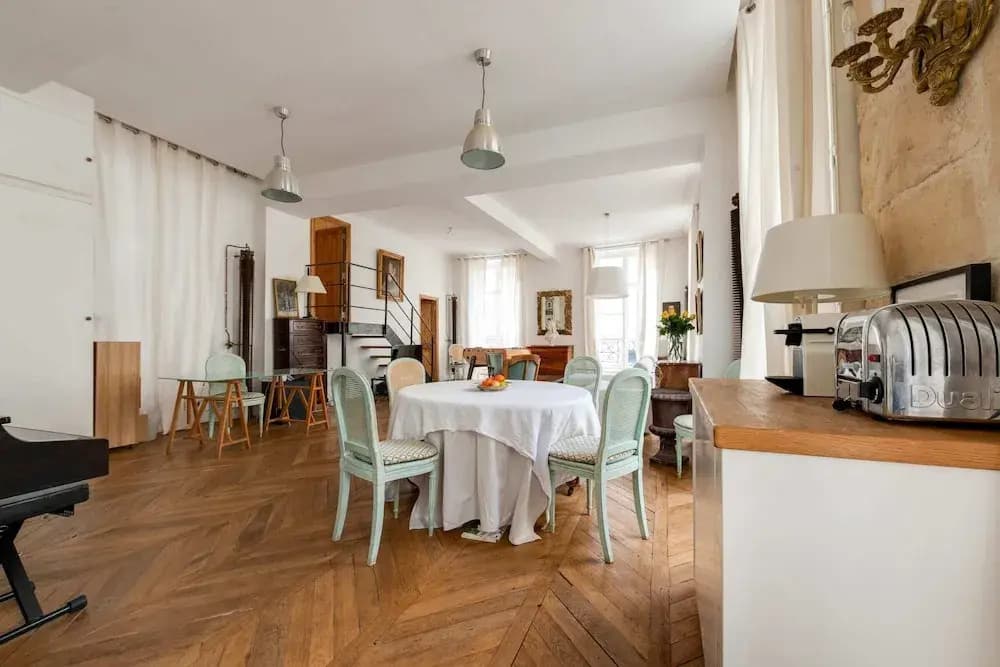 Beautiful Designer Apartment With a Stamp - Marais - photo 3