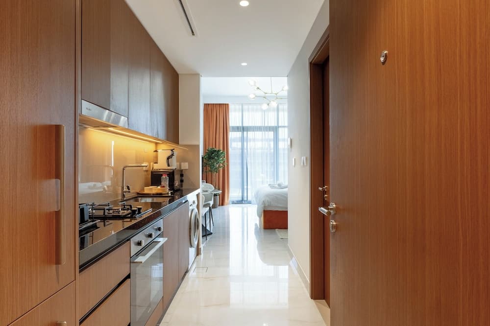 Luxury Studio with Pool and Parking - photo 13