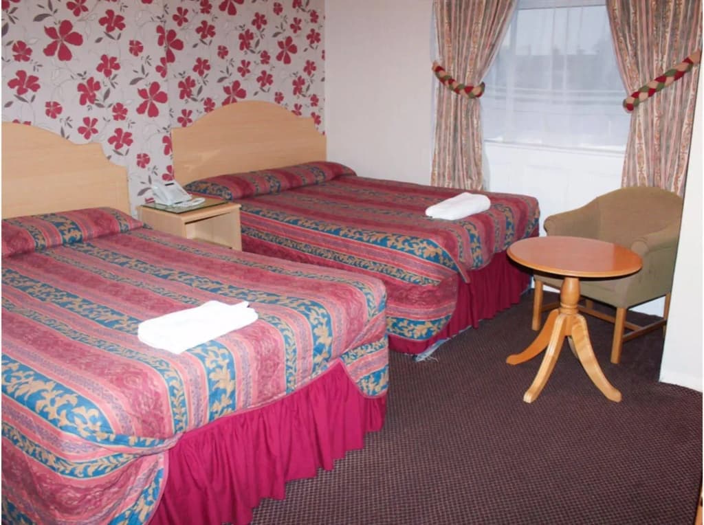 Lampton Guest House - photo 5