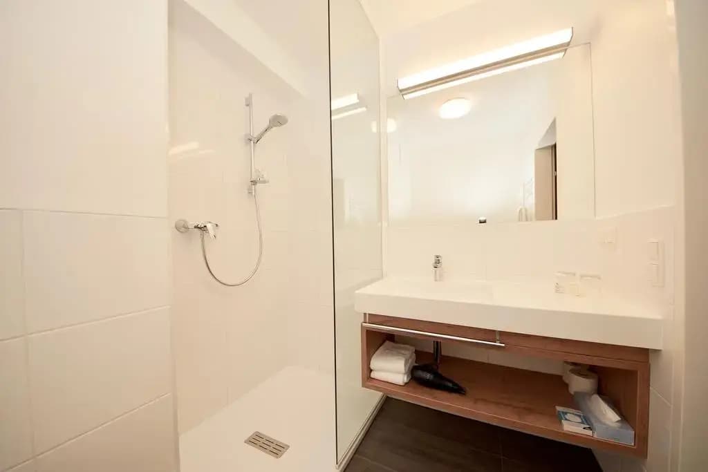 Parks 73 The TownHouse Hotel - photo 8