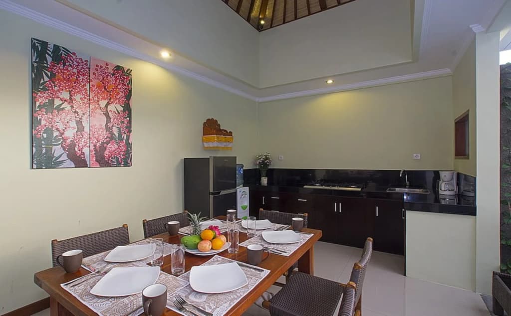 M & D Guest House Seminyak - photo 14