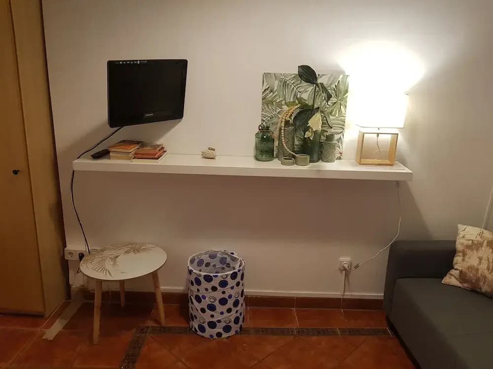 Central Comfortable Apt Born 2.1 - photo 2