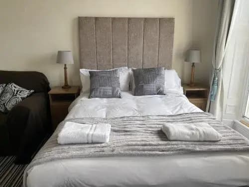 29 Guest House - photo 2