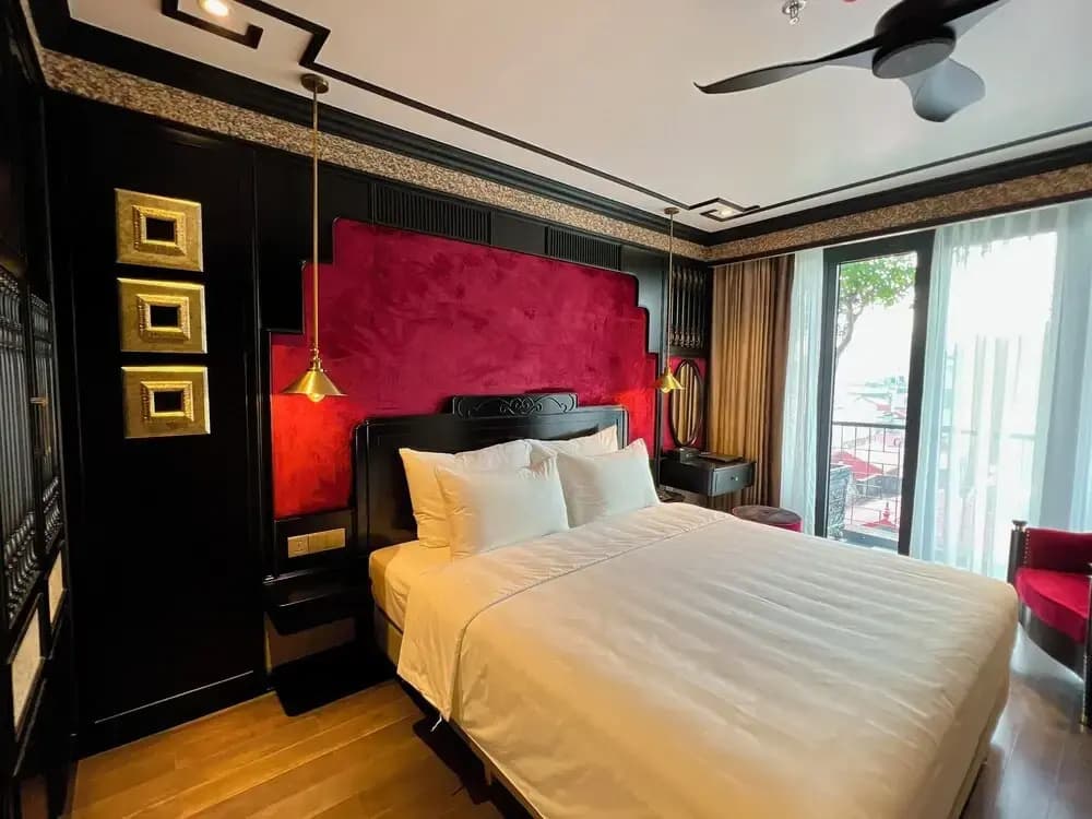 Bay Luxury Beijing Hotel - photo 2