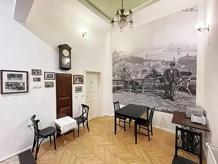 A10 Budapest Center Aparthotel - photo 13