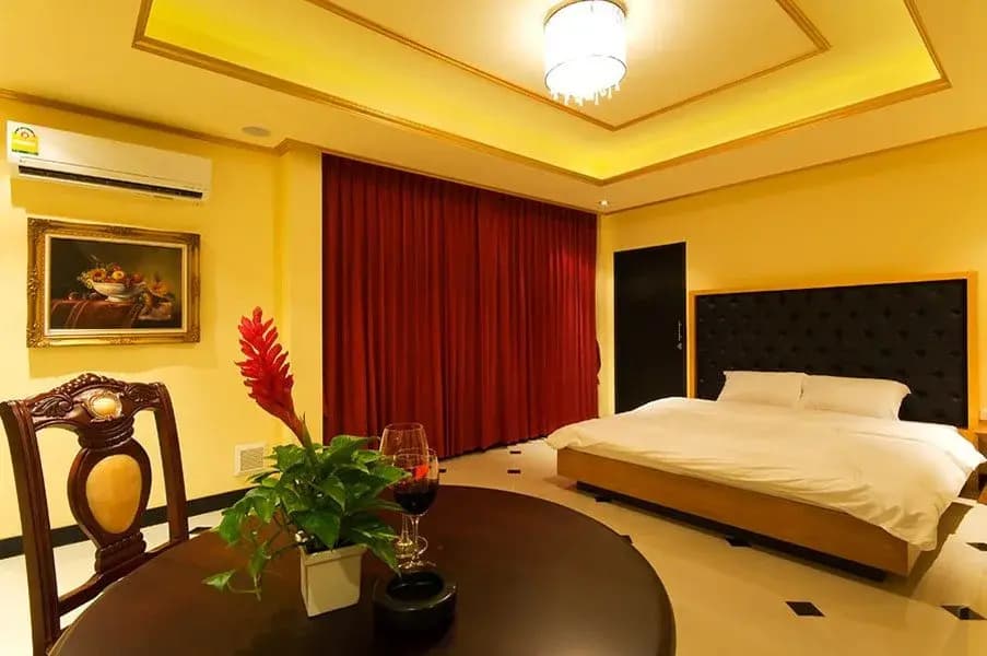 Red Horse Resort - photo 4